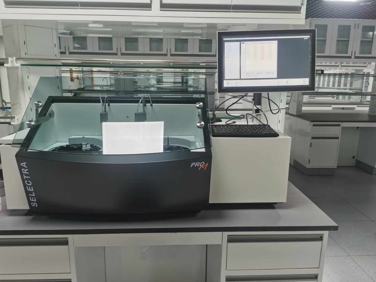 新鄉-河南師範大學全自動生化分析儀安裝